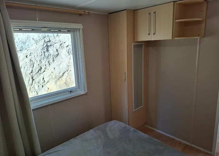 Kemp Mira Monti Location *